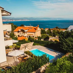 Pool Maurina Opatija With Sea View Apartment