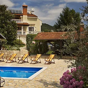 Petricic With Swimming Pool Apartment
